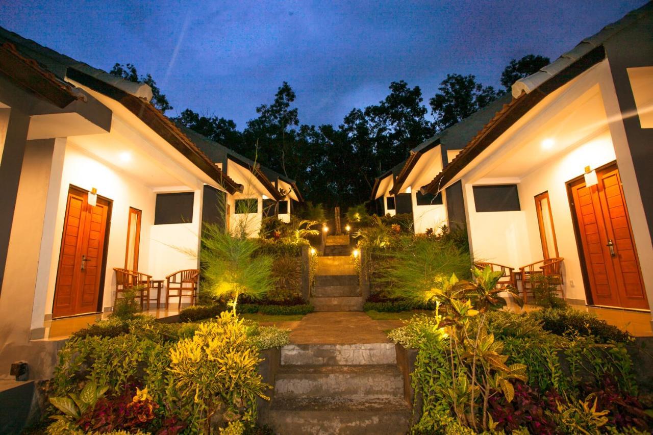 Singgahan Bungalow By Ecommerceloka Toyapakeh 외부 사진